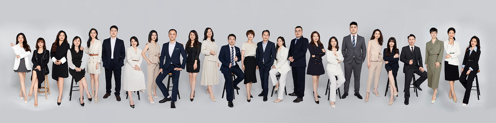 尊龙凯时团队合照